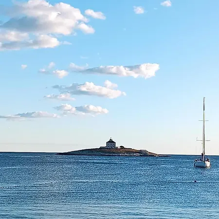 Tania * Hvar Town